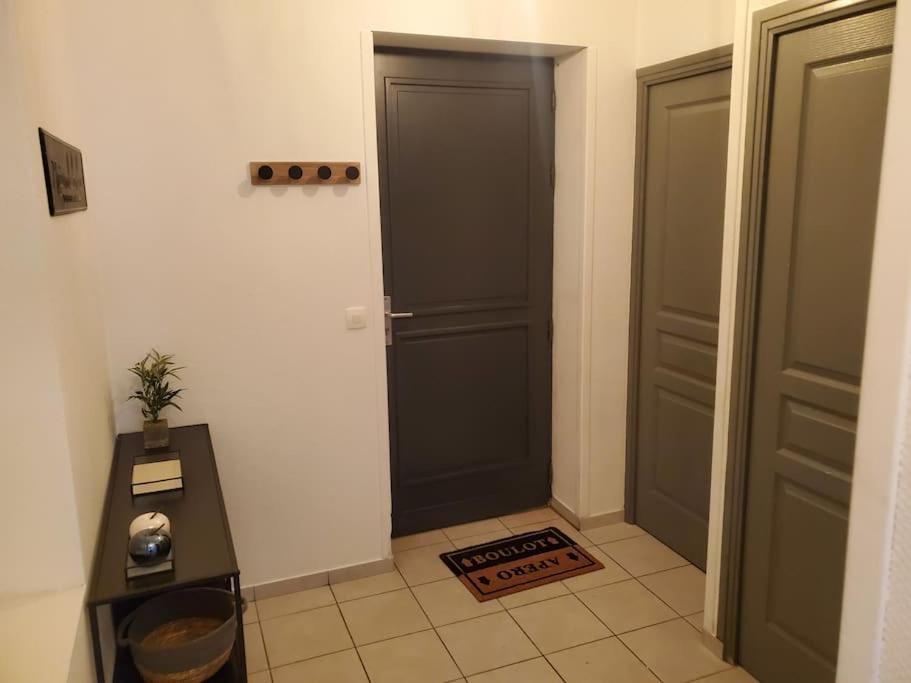 Appartement Moderne En Ville Армантьер Экстерьер фото